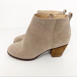 Lands End Harris Suede Ankle Boot 8.5 WIDE